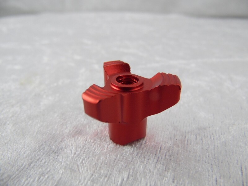 Einstellschraube Bremsgestänge Alu rot