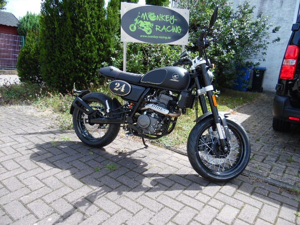 SkyTeam Street Tracker 125
