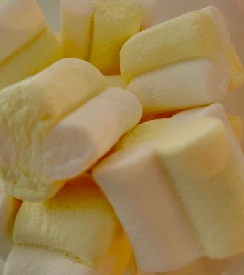 Buttered Popcorn Marshmallows - medium