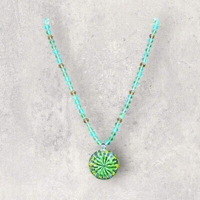 Green Glass Floral Pendant Necklace