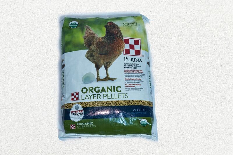 Purina Chicken Feed Organic Layer Pellets 35 lb