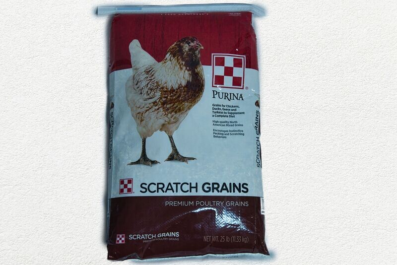 Purina Chicken Feed Scratch 3 Way 25 lb