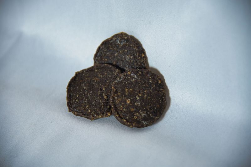 HAPPY HOWIES DOGGIE BURGER BEEF 2"