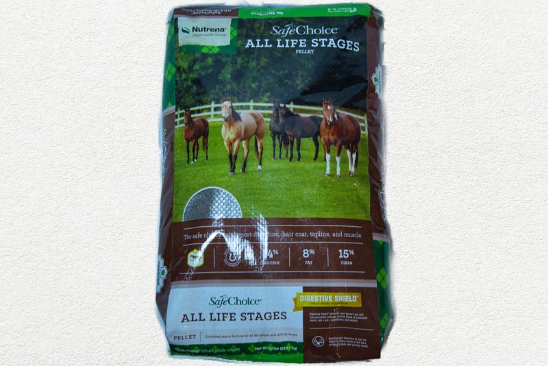 NUTRENA SAFE CHOICE ORIGINAL ALL LIFE STAGES HORSE FEED 50 - LB