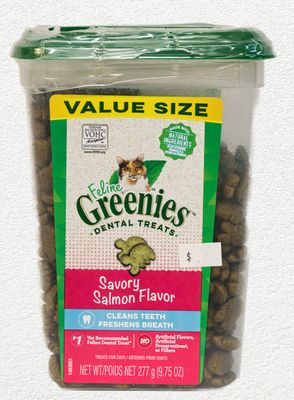 Greenies Feline Natural Dental Care Cat Treats – Savory Salmon Flavor (9.75 oz Tub)
