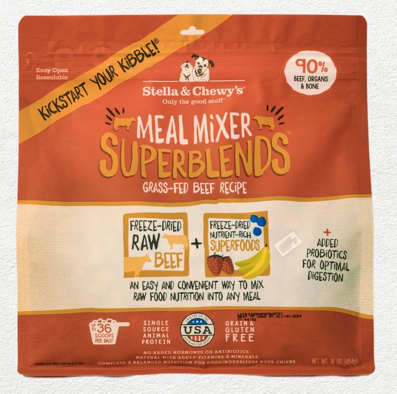 STELLA & CHEWY DOG FREEZE DRIED MEAL MIXERS SUPERBLENDS BEEF 16oz