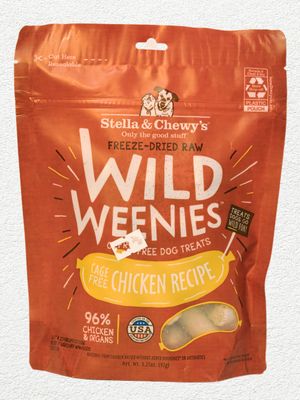 STELLA & CHEWY DOG TREAT WILD WEENIES CHICKEN 3.25oz