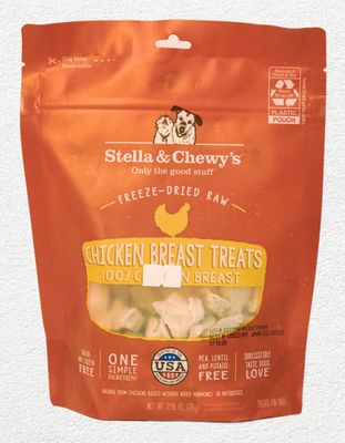 STELLA & CHEWY DOG TREAT FREEZE DRIED CHICKEN BREAST 2.75oz