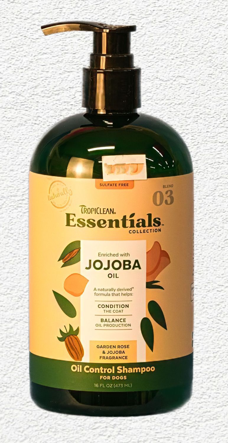 TropiClean Essentials Jojoba Oil Shampoo for Dogs 16OZ