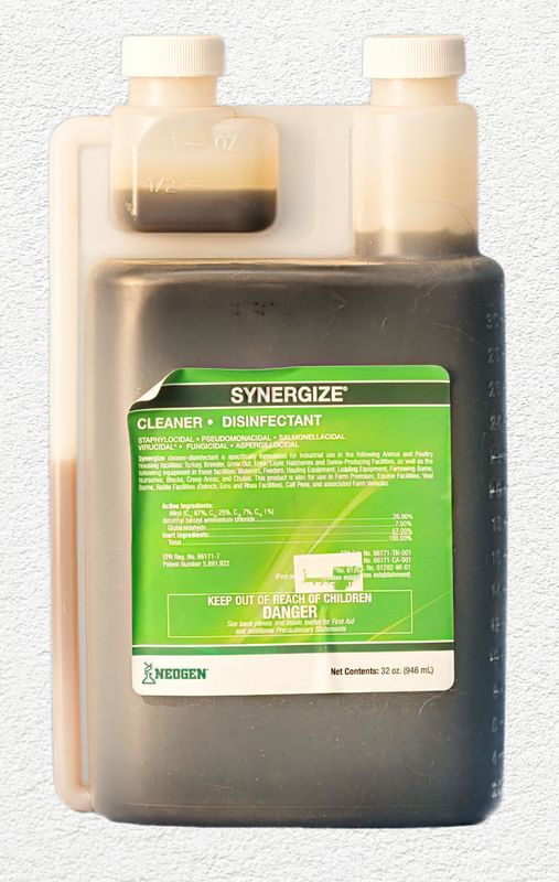 Neogen Synergize Disinfectant Concentrate - 32 oz