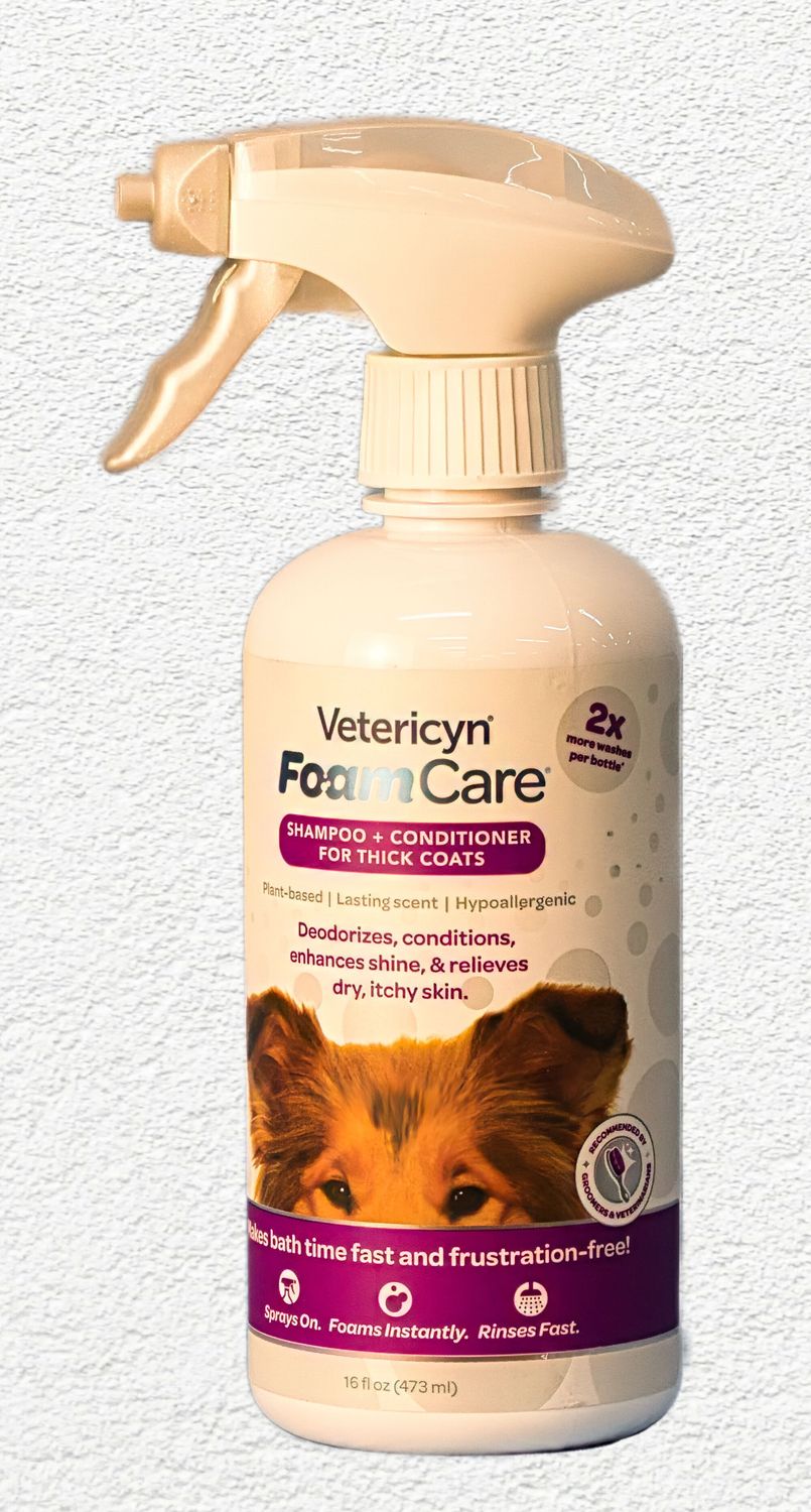 Vetericyn FoamCare Pet Shampoo for Thick Coats (16 oz)
