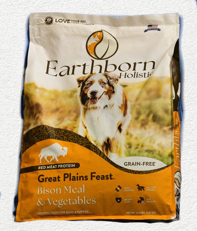 Earthborn Holistic Great Plains Feast Bison Meal & Vegetables Grain-Free Dry Dog Food, 12.5 lbs