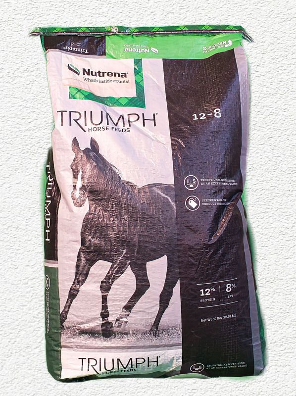Nutrena Triumph Active 12 Pelleted Horse Feed, 50 lbs