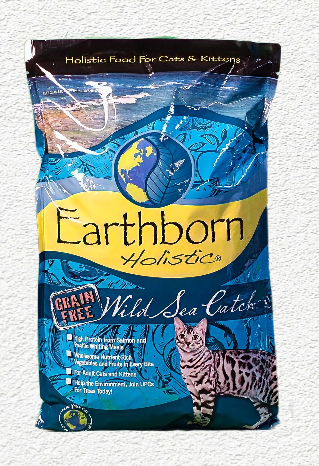 Earthborn Holistic Wild Sea Catch Grain-Free Dry Cat Food 14 lb