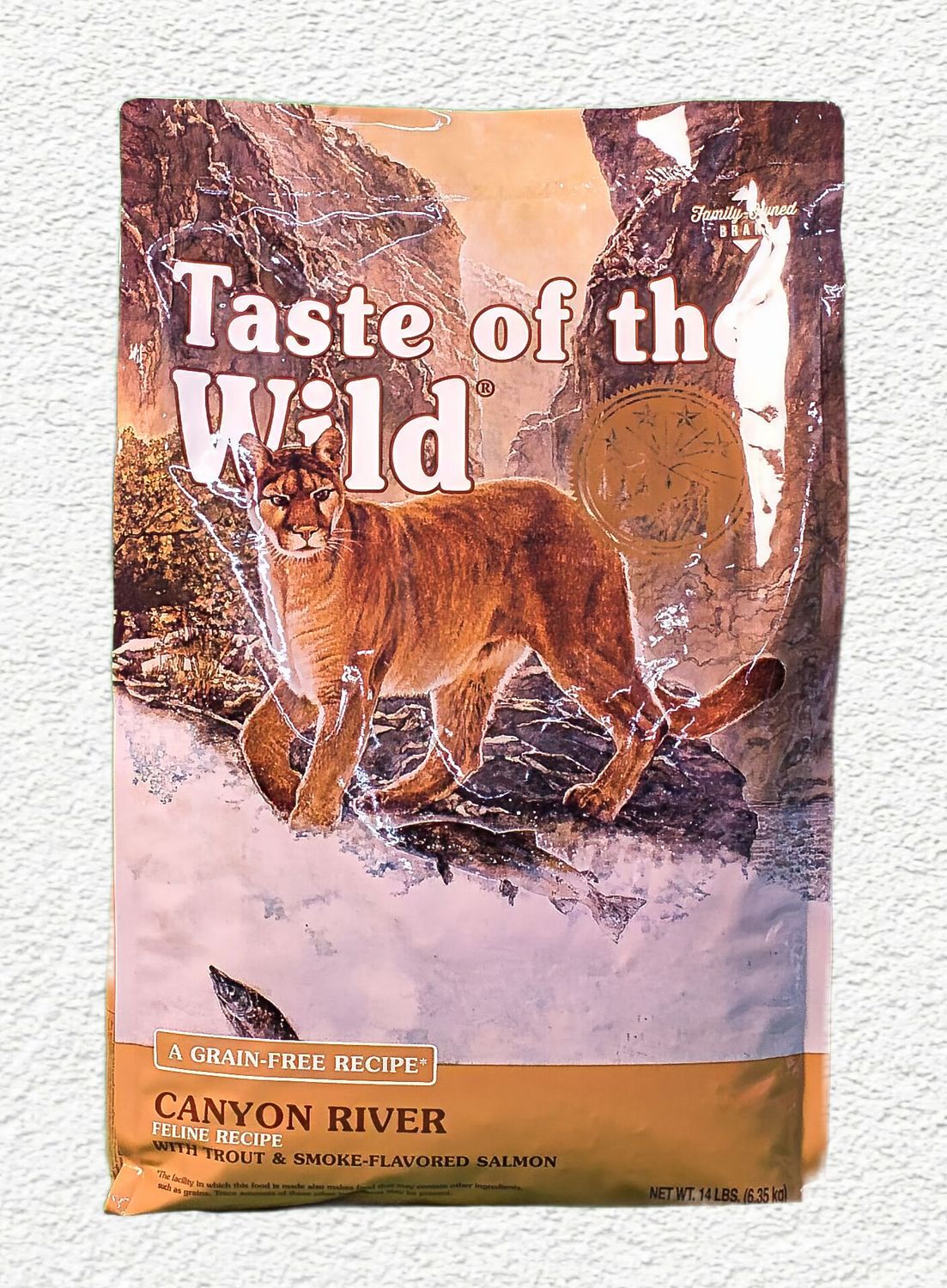 Taste of the Wild Feline Recipe Canyon River with Trout & Smoked Salmon - 14 lb