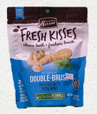 Merrick Fresh Kisses Grain-Free Mint Breath Strips Extra Small Brush Dental Dog Treats 20ct