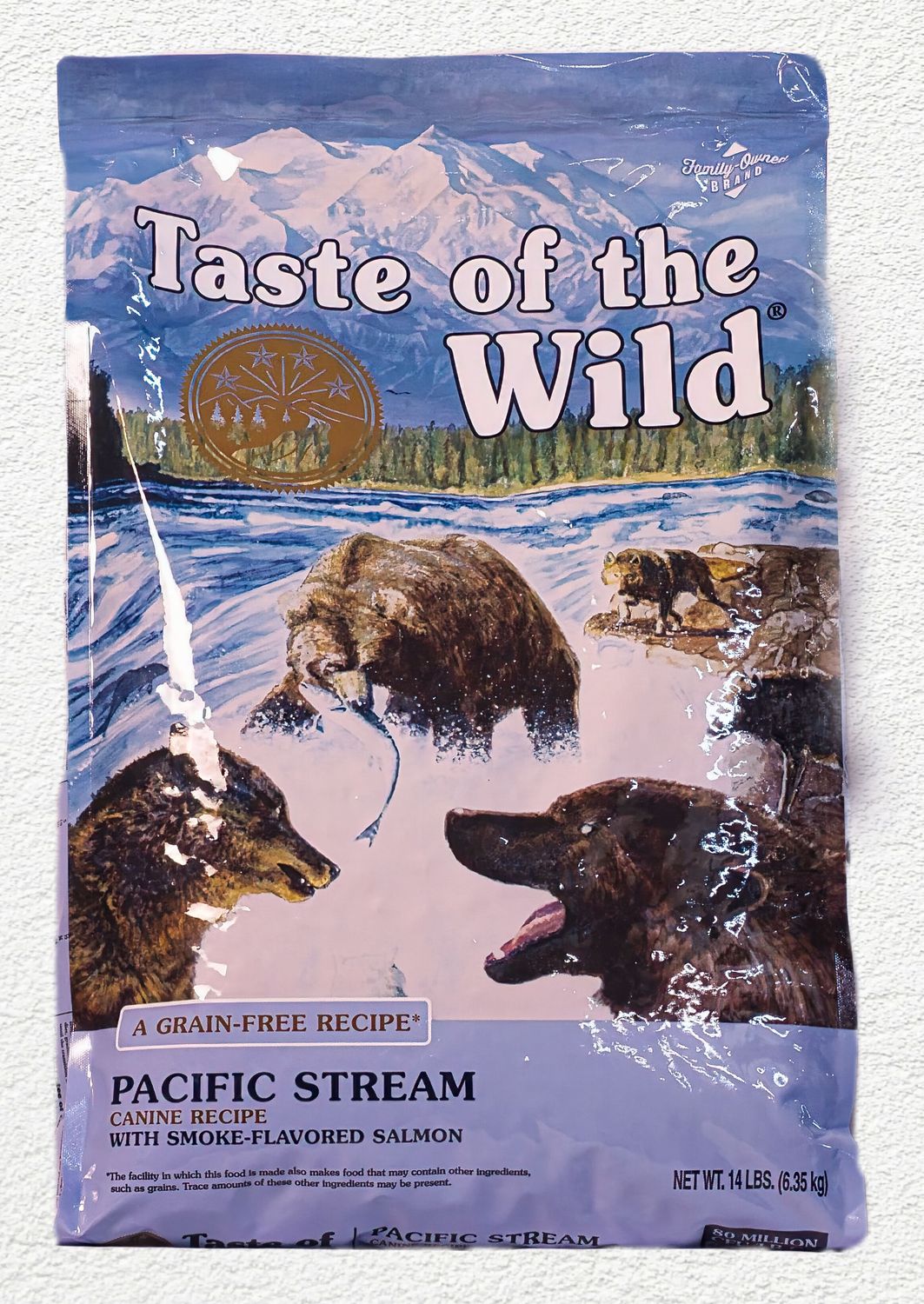 Taste of the Wild Pacific Stream Grain-Free Canine Recipe with Smoked Salmon, 14 lb