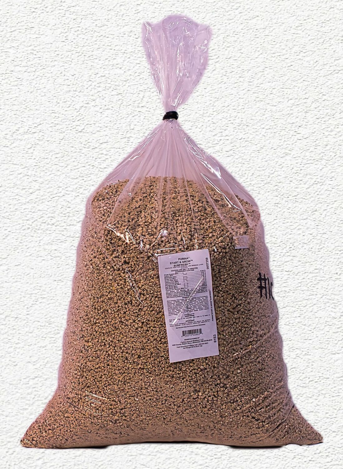We Bag Chicken Feed and Start Grow Non Medicated 10 lb
