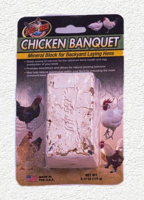 Chicken Banquet Mineral Block