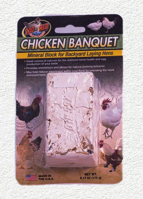 Chicken Banquet Mineral Block