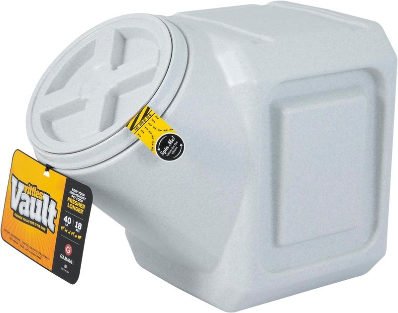Gamma Vittles Vault Stackable 40 lb Capacity