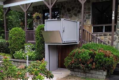 Platform Lift - IN GARAGE INSTALL