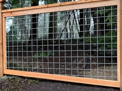 HOG WIRE (GALVANIZED) PANEL - FRAMED (CEDAR) - SECTIONS