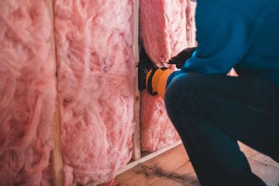 UNDERLAYMENT - MOISTURE BARRIER  - VAPOR BARRIER