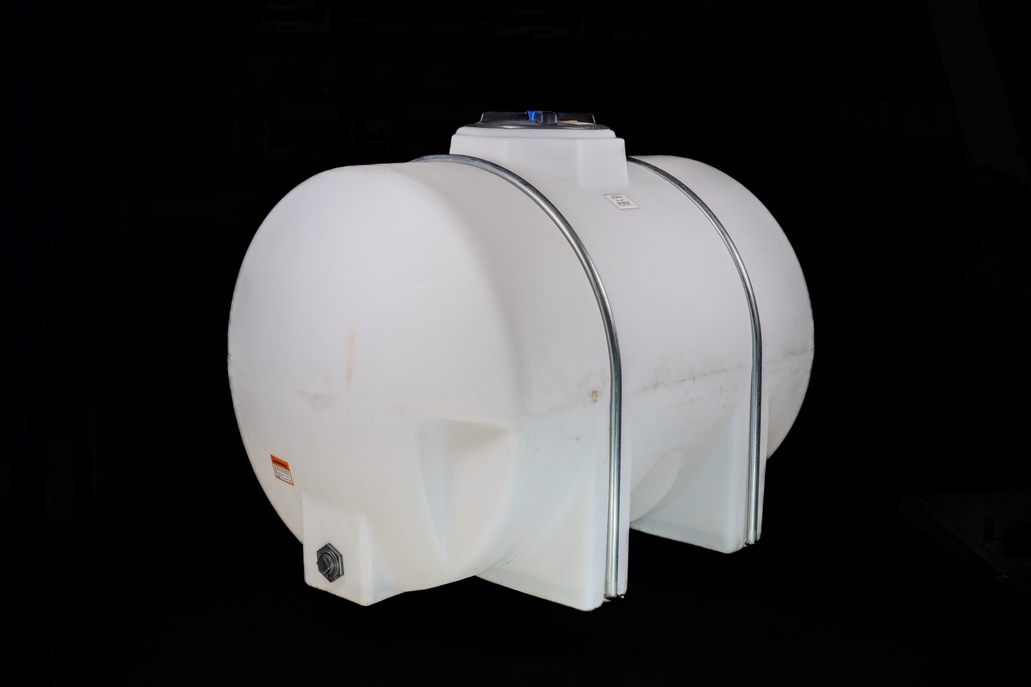 225/325/525-gallon Plastic Horizontal Leg Tank | Norwesco