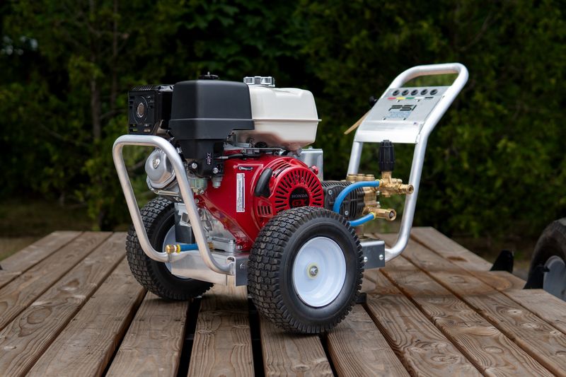 4000 PSI @ 4 GPM - Honda GX390 - &quot;Bandit&quot; Belt Drive
