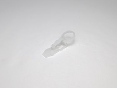 C9 Gutter Clips by Minleon – durable, weather-resistant clips for professional holiday lighting installations.