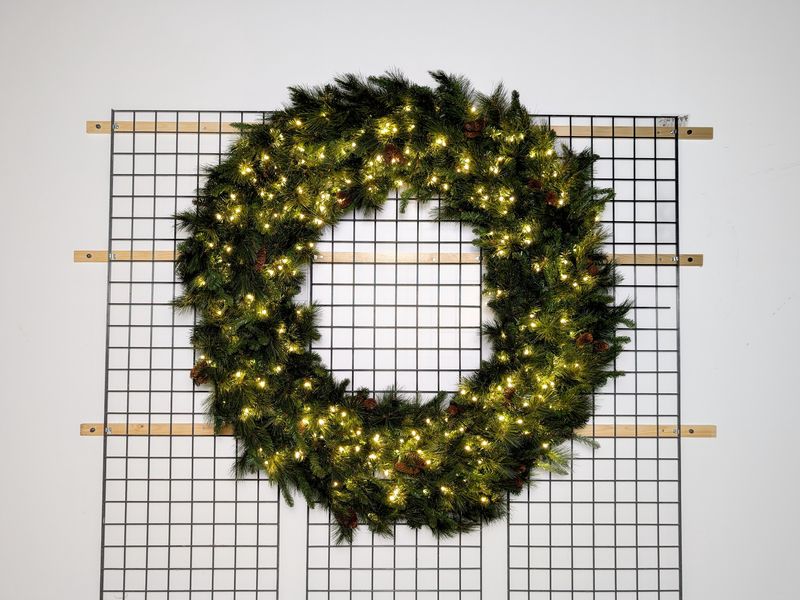 Warm White Noble Wreath