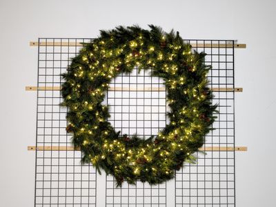 Warm White Noble Wreath