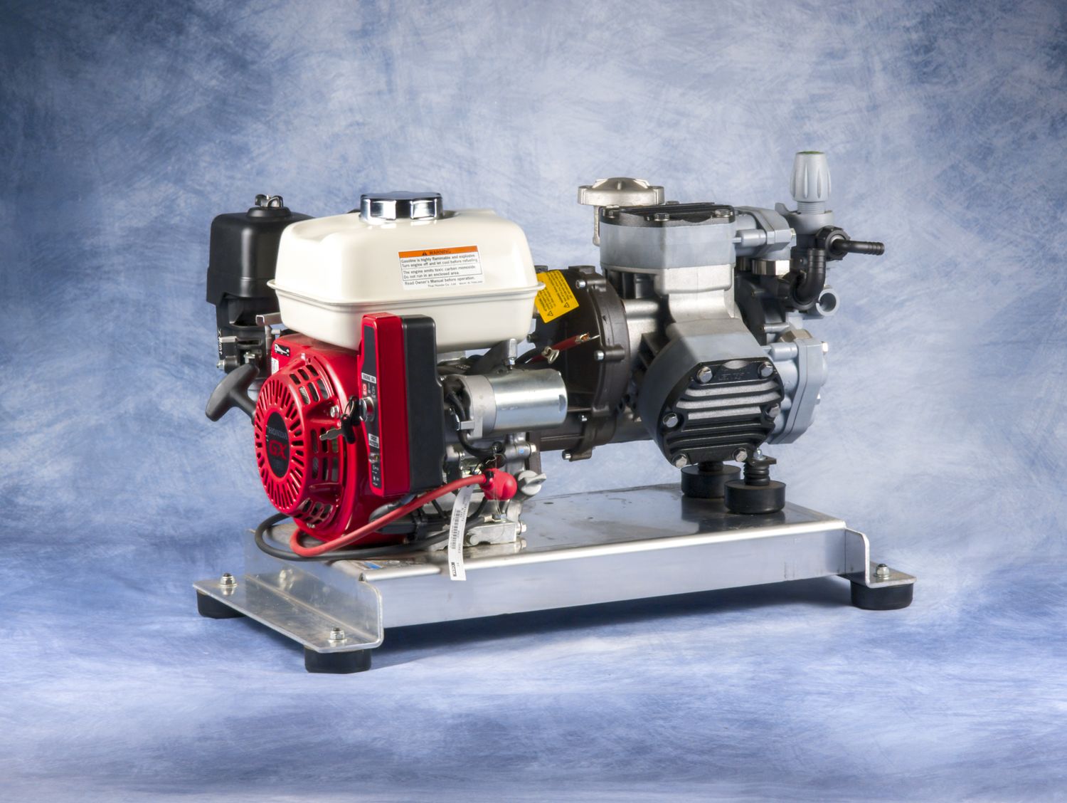 Honda GX160ES with Comet P40 pump – compact electric start soft wash system