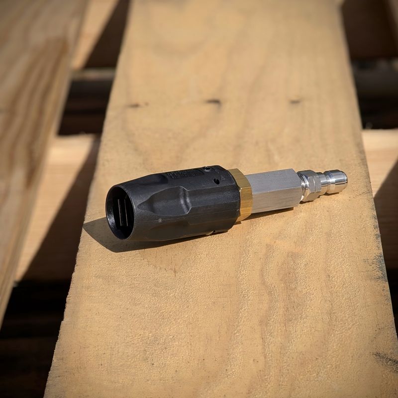 Downstream X-Jet Twist Nozzle