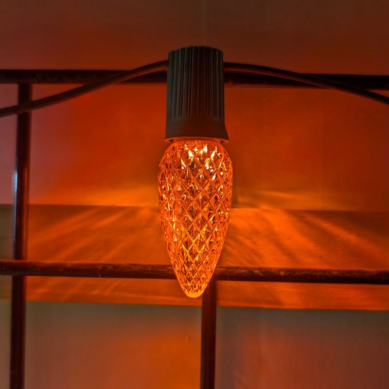 C9 Bulb - Orange - Faceted | Minleon