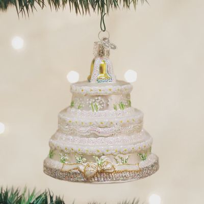 Wedding Cake  32017