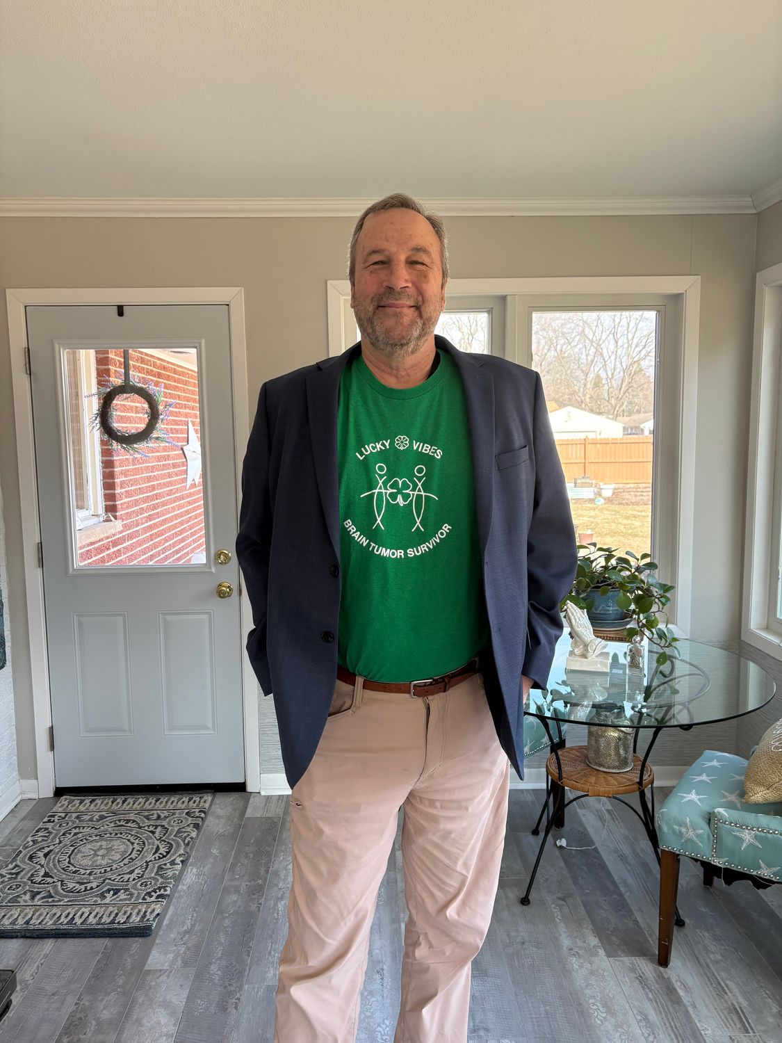 Lucky Vibes Brain Tumor Survivor T (Men's)