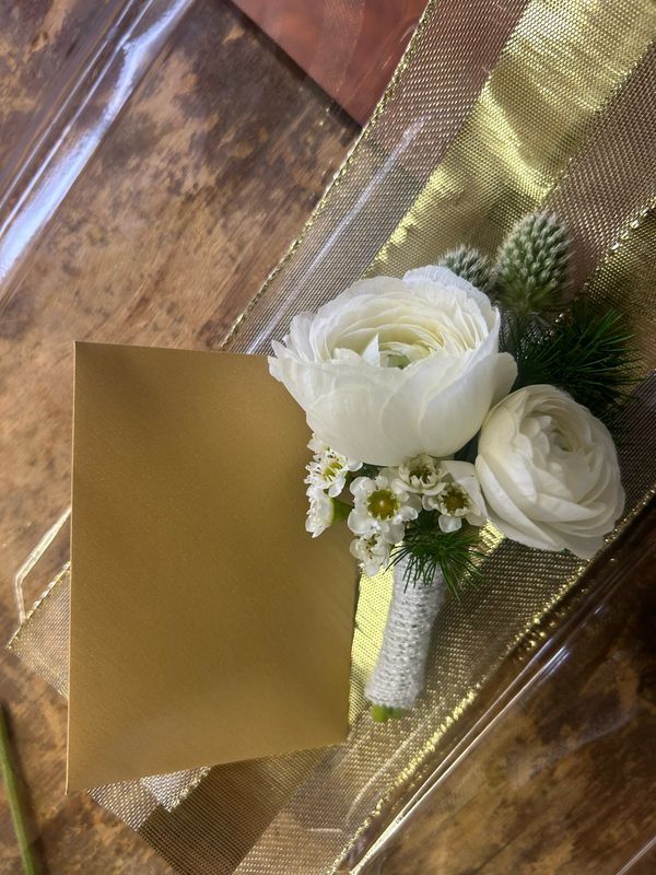 Homecoming-Boutonnière Only- Two different options to choose from