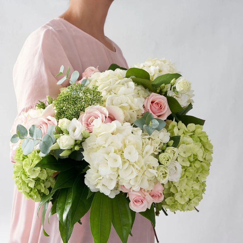 Soft Elegance Bouquet
