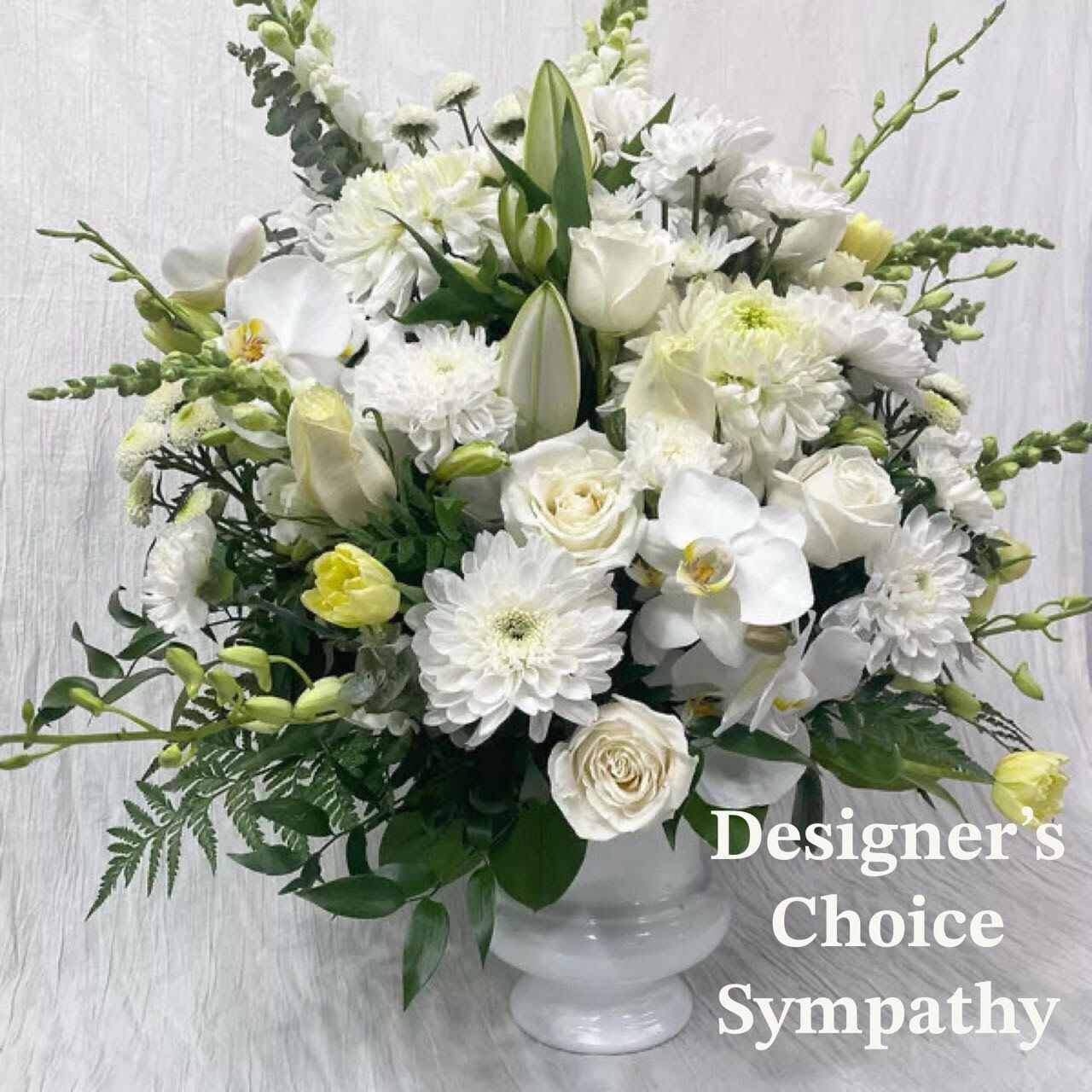 Laurel & Lace Floral Design | Pottstown, PA | Sympathy Designer's Choice 