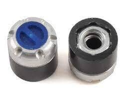 SSD00007  SSD RC Scale Locking Hubs (Blue) (2)