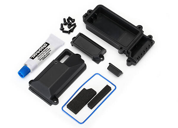 8224 Box, receiver (sealed)/ wire cover/ foam pads/ silicone grease/ 3x8 BCS (5)/ 2.5x8 CS (2)
