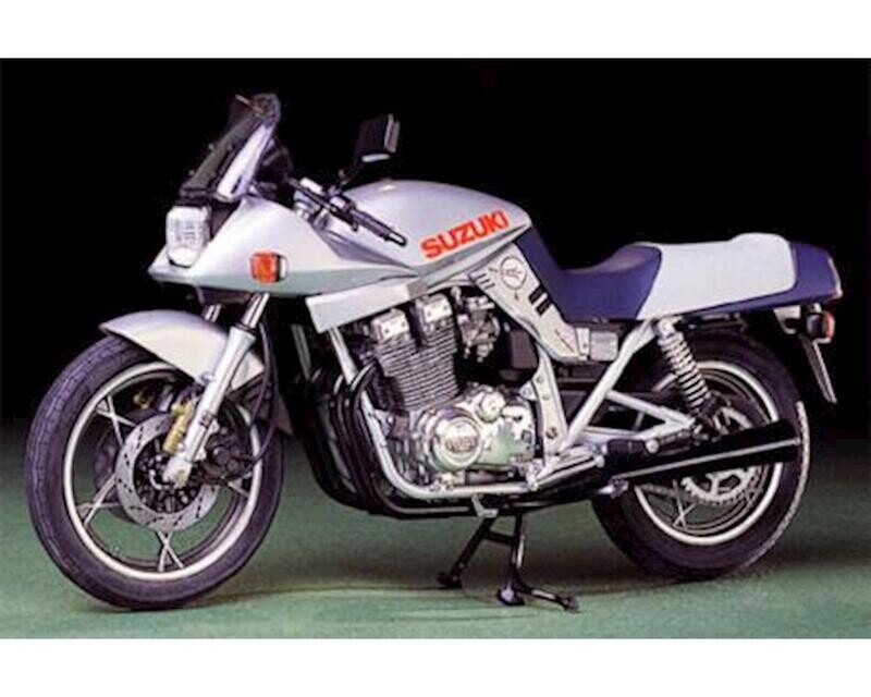 TAM14010 Tamiya 1/12 Suzuki GSX1100S Katana Kit