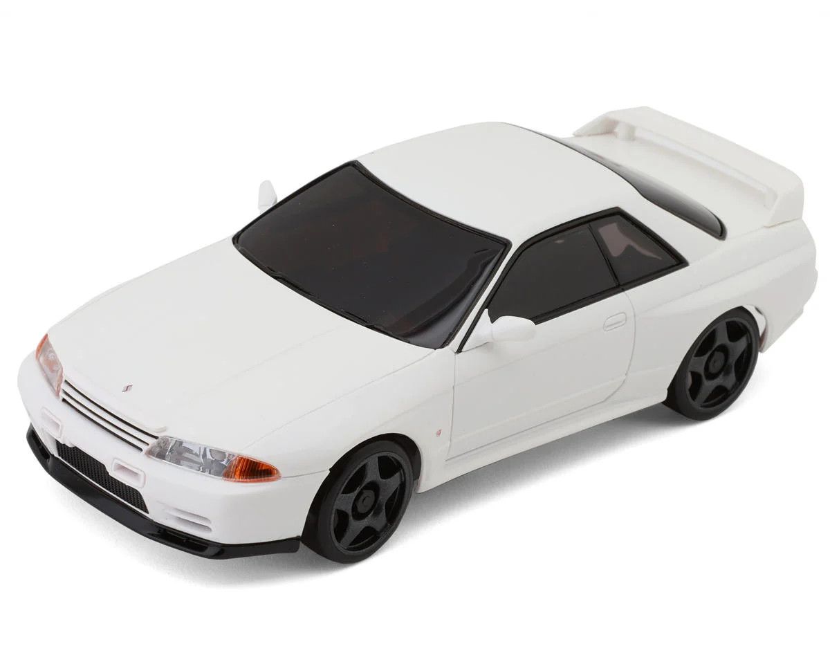 KYO32639W  Kyosho MA-020 AWD Mini-Z ReadySet w/Nissan Skyline GT-R Nismo (R32) Body (White) w/KT-531P 2.4GHz Radio