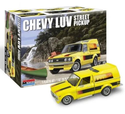 RMX854493 1/24 Chevy LUV Street Pickup