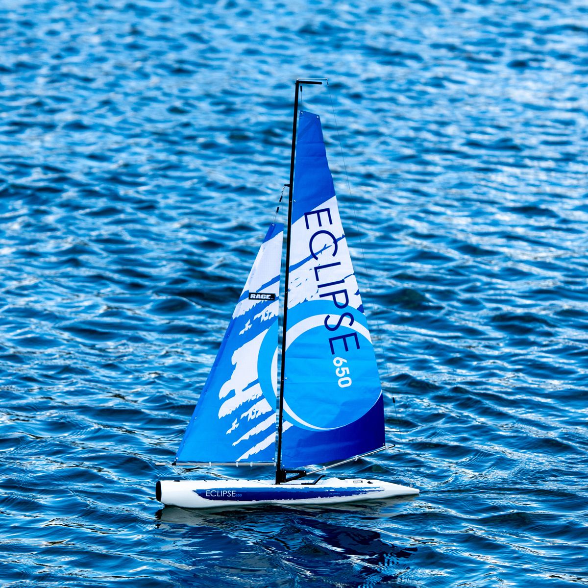 RGRB1302 Eclipse 650 RTR Sailboat