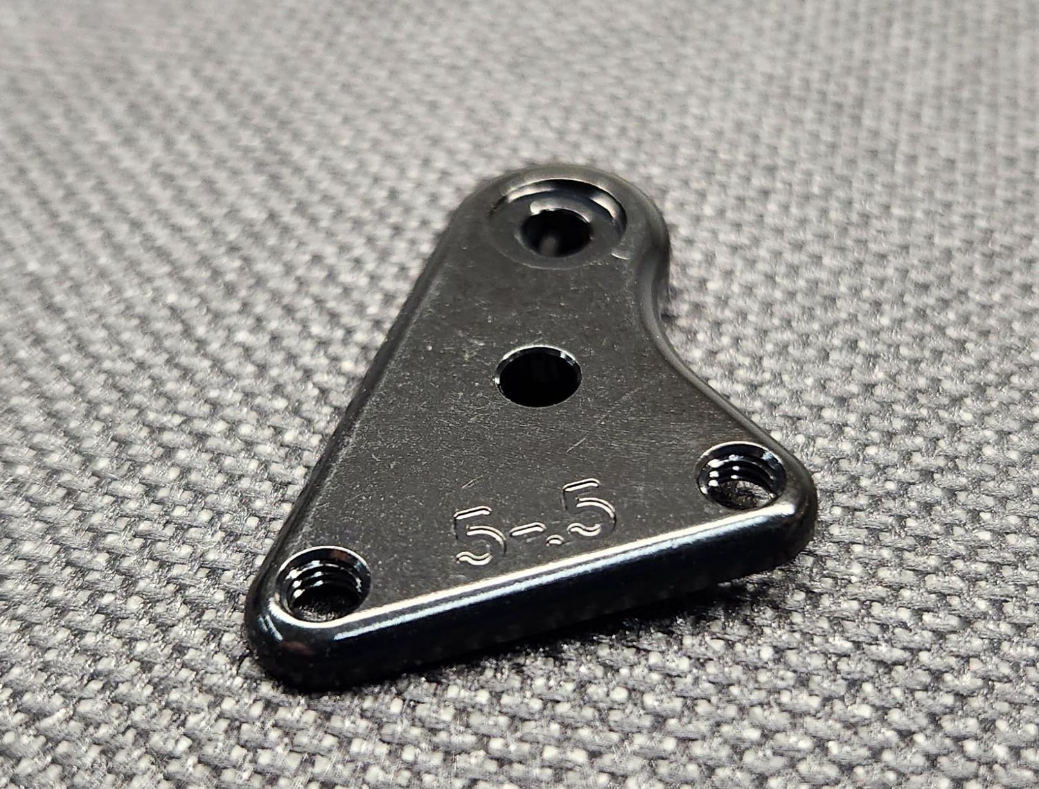 CLN3050  5 -.5 Caster/Camber Plate-Right only (MetriCKs)