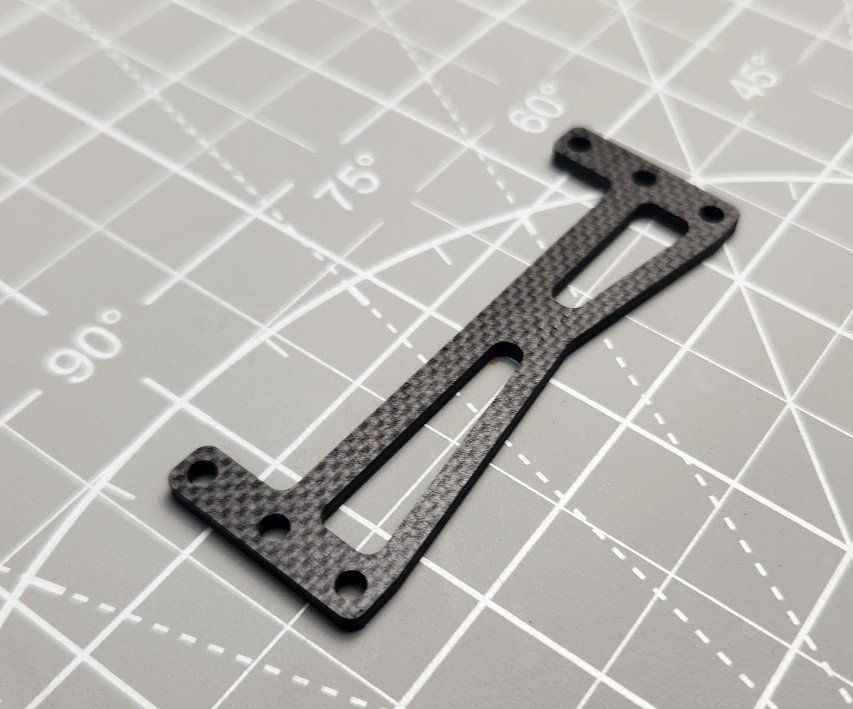 CLN3024 Carbon Fiber Rear Ride height plate 3mm – MetriCKs