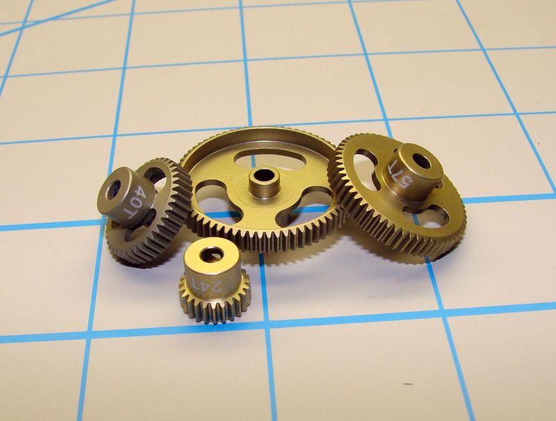 CLN64031 CRC &quot;Gold Standard&quot; 64P Aluminum Pinion Gear (31T)